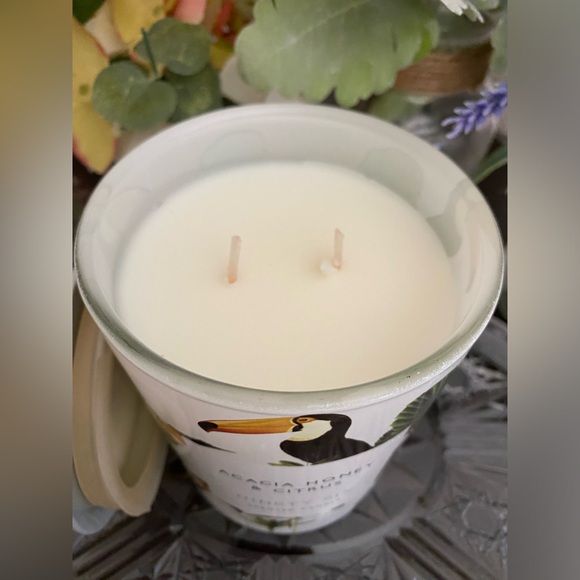 🆕🕯️ RARE NINETY-SIX “ACACIA HONEY & CITRUS” 14.6OZ SCENTED CANDLE. NEVER USED! - Picture 8 of 8